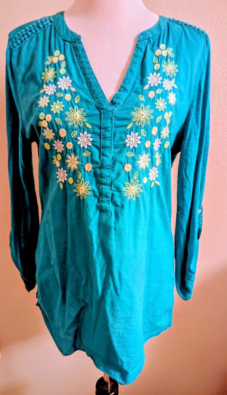 Indigo Women’s Medium Teal Floral Embroidered Boho Tunic Top Crochet Detail